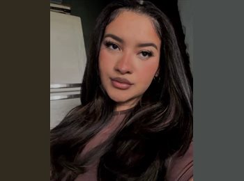 Roomgo BR - Ysabelle Silva  - 22 - São Paulo SP