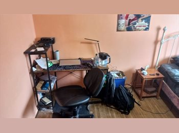 Roomgo CA - Sublease Available – May 1st WINDSOR PARK, Edmonton - $700 pcm