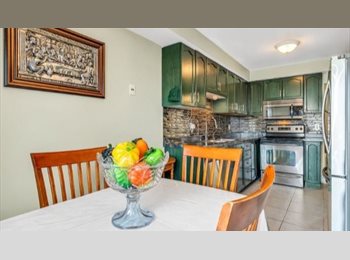 Roomgo CA - Beautiful Room for Rent, Canada - $1,000 pcm