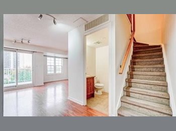 Roomgo CA - 5 minutes walk to line 1&6 subways and York University, Toronto - $1,250 pcm