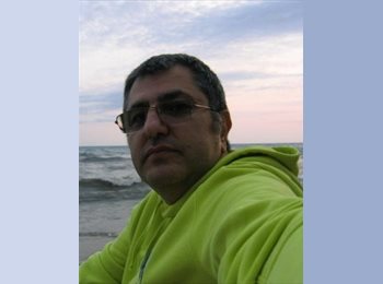 Roomgo CA - farzad - 55 - Toronto