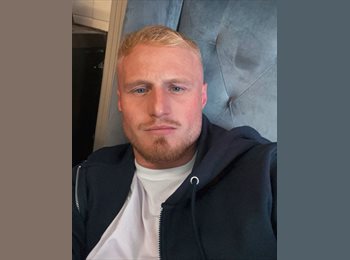 Roomgo CA - Liam - 28 - Toronto