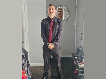 Roomgo CA - Derek - 34 - Canada