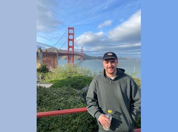 Roomgo CA - Tom - 28 - Vancouver