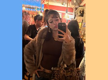 Roomgo CA - Evangalia - 20 - Toronto