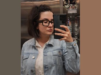 Roomgo CA - Fatemeh - 26 - Toronto