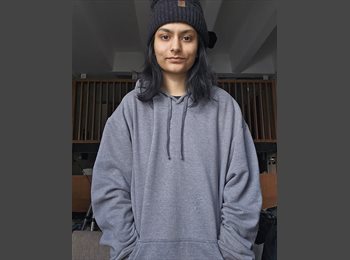 Roomgo CA - Zara Hassan - 22 - Toronto