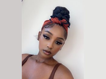 Roomgo CA - Karen - 28 - Calgary