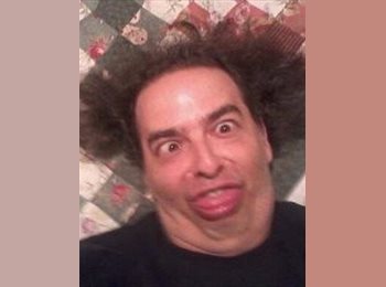 Roomgo CA - Chris - 55 - Canada