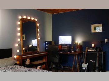 Roomgo CH - Colocation, Gros de Vaud - 650 CHF / Mois