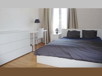 Roomgo CH - Belle et lumineuse chambre meublée dans quartier très tranquille, Lausanne - 680 CHF / Mois
