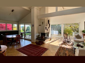 Roomgo CH - Room to rent in nice house, Lausanne - 1 150 CHF / Mois
