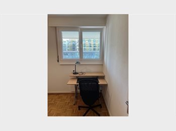 Roomgo CH - Une chambre en collocation à Renens, Lausanne - 560 CHF / Mois