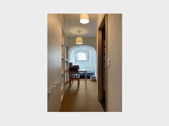 Roomgo CH - Studio près du CHUV, Lausanne - 1 CHF / Mois