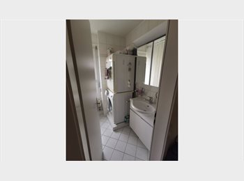 Roomgo CH - WG Zimmer 10 m² in 2-er WG in ruhiger Lage am Stadtrand, Suisse - 850 CHF / Mois