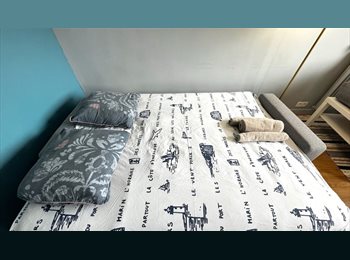 Roomgo CH - Charmantes möbliertes Studio an der Bahnhofstrasse – 28 m² – 800 CHF inkl. Nebenkosten pro Monat., Zürich - 800 CHF / Mois