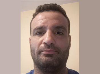 Roomgo CH - Mohamed  - 40 - Bern