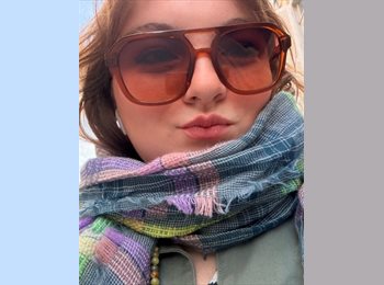 Roomgo CH - Justine - 20 - Lucerne / Luzern