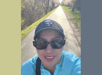 Roomgo CH - Fernanda  - 38 - Sion