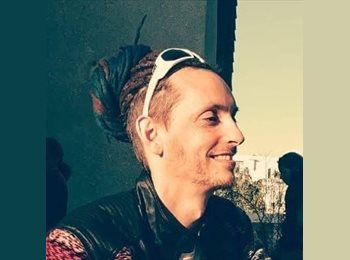 Roomgo CH - Charlie - 44 - Neuchâtel