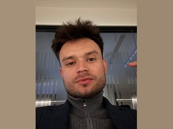 Roomgo CH - Mykyta  - 30 - Nyon