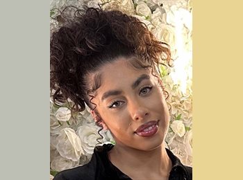 Roomgo CH - Stecy - 23 - Lausanne