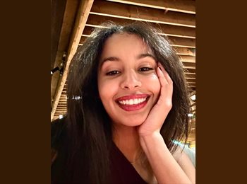 Roomgo CH - Yassmine - 24 - Lausanne