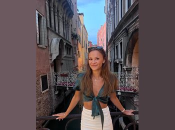 Roomgo CH - Anouk Julia Ganz - 19 - Genève