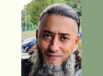 Roomgo CH - Mehdi  - 46 - Fribourg