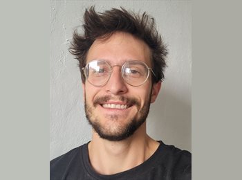 Roomgo CH - Antoine - 32 - Fribourg