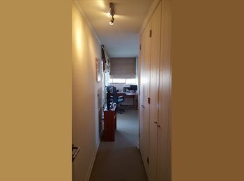 CompartoDepto CL - Pieza espaciosa baño privado , Providencia - CH$530.000 por mes