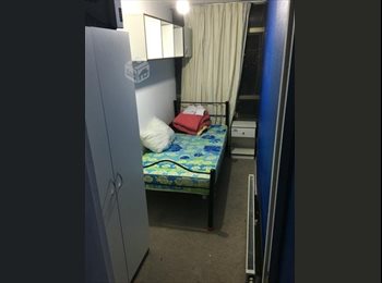 CompartoDepto CL - Pieza habitación solo para damas, metro moneda, Santiago Centro - CH$195.000 por mes