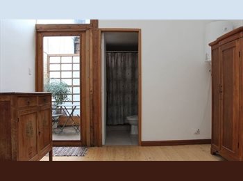 CompartoDepto CL - Amplia y luminosa pieza en Bellavista u, Providencia - CH$370.000 por mes