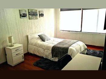 CompartoDepto CL - Habitación metro Los Leones, Providencia - CH$280.000 por mes