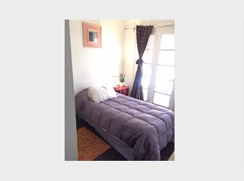 CompartoDepto CL - Excelente habitación en barrio residencial, Providencia - CH$360.000 por mes