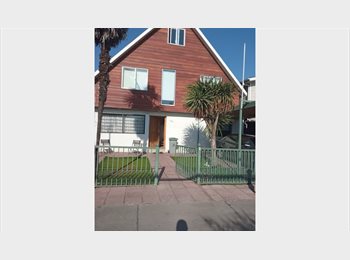 CompartoDepto CL - Se arriendan piezas independientes, solo estudiantes,, Ñuñoa - CH$280.000 por mes