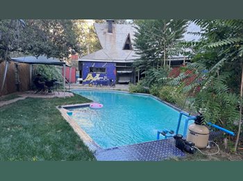 CompartoDepto CL - Casona con piscina las condes, Providencia - CH$380.000 por mes