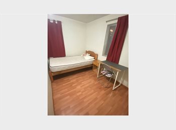 CompartoDepto CL - Pieza amoblada a señorita, Ñuñoa - CH$200.000 por mes