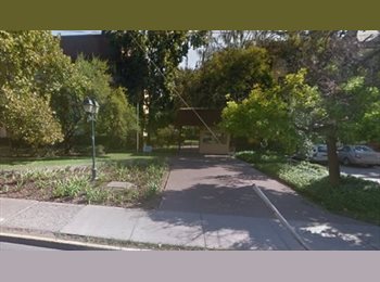 CompartoDepto CL - Se arrienda habitación en mejor ubicación de Vitacura, Vitacura - CH$0 por mes