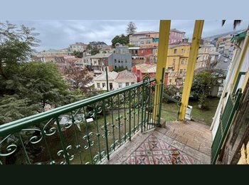 CompartoDepto CL - Arriendo habitación con baño privado en Cerro Alegre Valparaíso, Valparaíso - CH$270.000 por mes