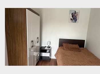 CompartoDepto CL - Ñuñoa,baño privado solo estudiantes., Ñuñoa - CH$270.000 por mes