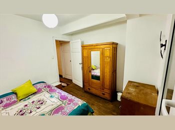 CompartoDepto CL - Habitación metro Baquedano L1 Providencia, Santiago Centro - CH$270.000 por mes