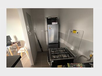 CompartoDepto CL - Ofrezco pieza para profesional, La Serena - CH$350.000 por mes