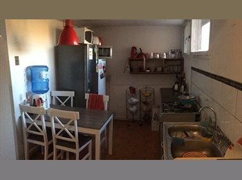 CompartoDepto CL - pieza amoblada en barrio italia, Providencia - CH$250.000 por mes