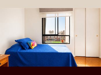 CompartoDepto CL - Habitación Amoblada + Baño Privado | Metro Toesca y Los Héroes, Santiago - CH$360.000 por mes