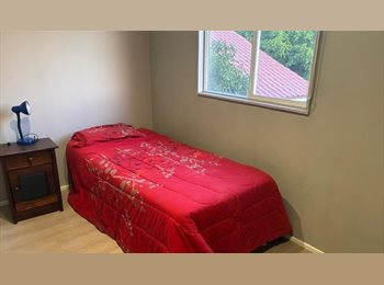 CompartoDepto CL - Arriendo habitación Metro Vicente Valdés, La Florida - CH$200.000 por mes