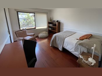 CompartoDepto CL - Rica pieza disponible, Vitacura - CH$650.000 por mes