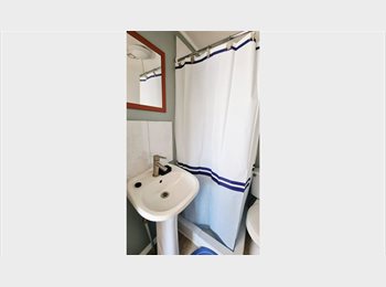 CompartoDepto CL - Arriendo habitación al interior de minidepartamento, con acceso independiente, en domicilio ubicado , Los Angeles - CH$350.000 por mes
