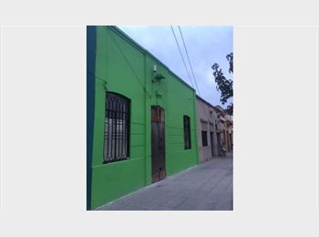 CompartoDepto CL - Habitaciones En Arriendo En Sierra Bella Santiago, San Miguel - CH$220.000 por mes