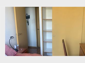 CompartoDepto CL - Arriendo pieza amoblada individual en La reina, La Reina - CH$230.000 por mes